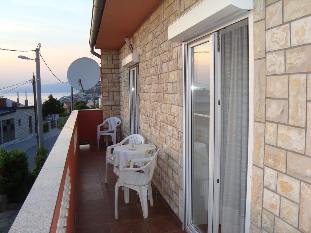 Apartment & Apartment Studio Dezeljin Senj  Camera foto